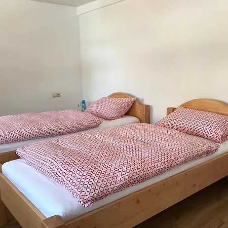 Гостевой дом Gruener Baum Mietingen