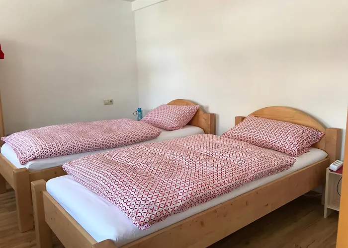 בית הארחה Gruener Baum Mietingen